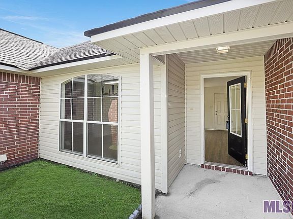 2nd image of 12750 Bonnie Bleu Dr