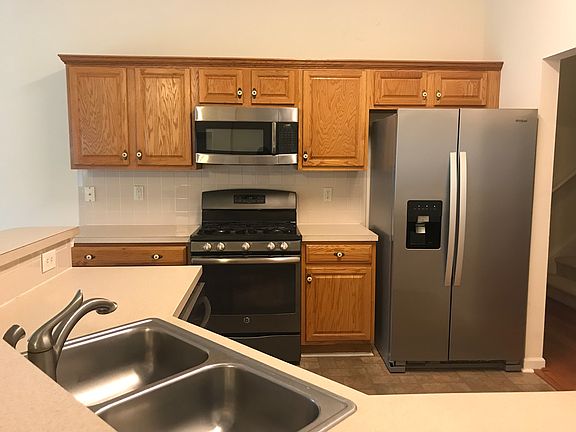 5th image of 17115 Cambridge Woods Ct