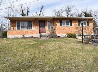 5148 Grossepointe Ln, Cincinnati, OH 45238