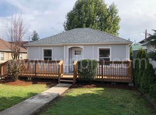 233 NE 3rd Ave, Canby, OR 97013