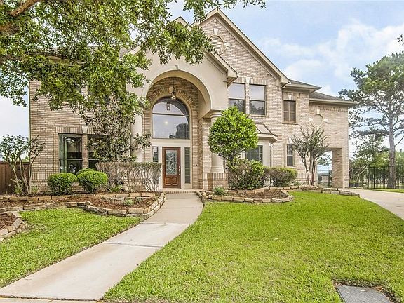4th image of 3002 Meadowmist Ct