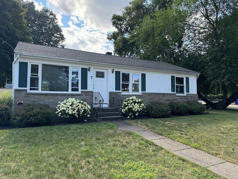 1st image of 7 Gardner Ave