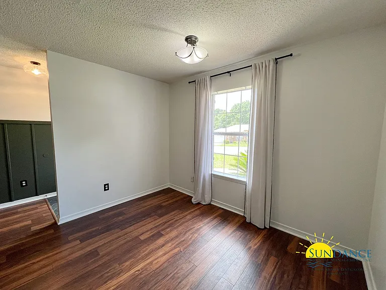 1252 Northview Dr — Photo 15