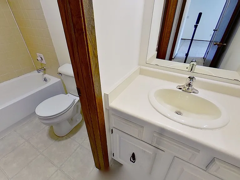 N76W14525 Market Dr #43 — Photo 13