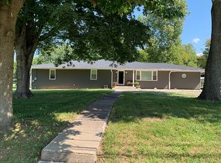 125 2nd St, Corydon, KY 42406