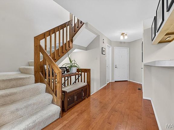5th image of 1625 Mount Vernon Dr Unit 4