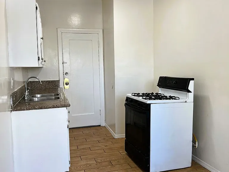 234 N Chicago St — Photo 10