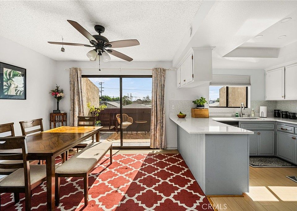 1st image of 320 W 220th St Unit 4