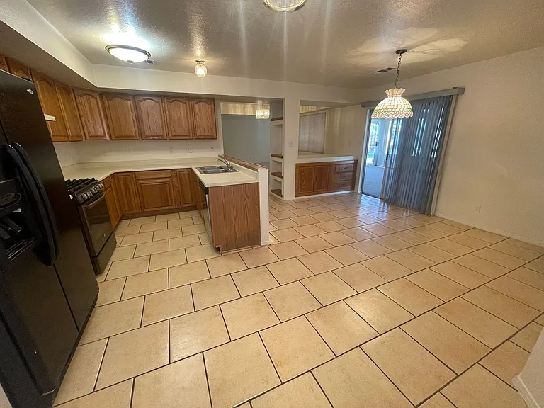 4300 Saddlewood Trl SE — Photo 5