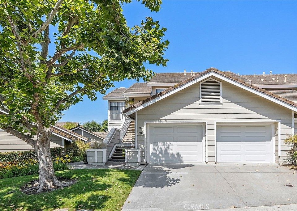 1st image of 21 Oak Knls #61