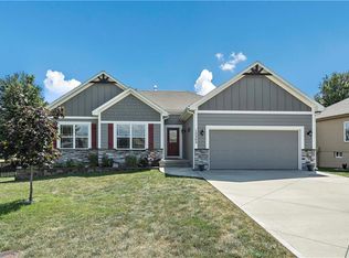 12303 Astor Ct, Peculiar, MO 64078