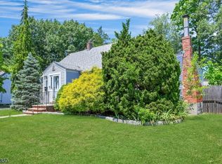 397 Pleasant Ave, New Milford Boro, NJ 07646
