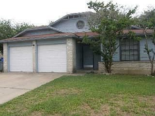 2nd image of 707 Hyde Park Ct