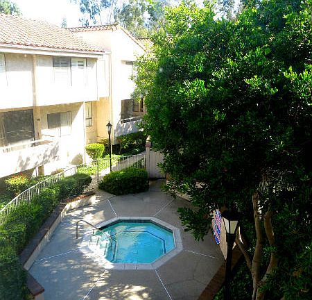 5th image of 1168 Walnut Grove Ave APT B