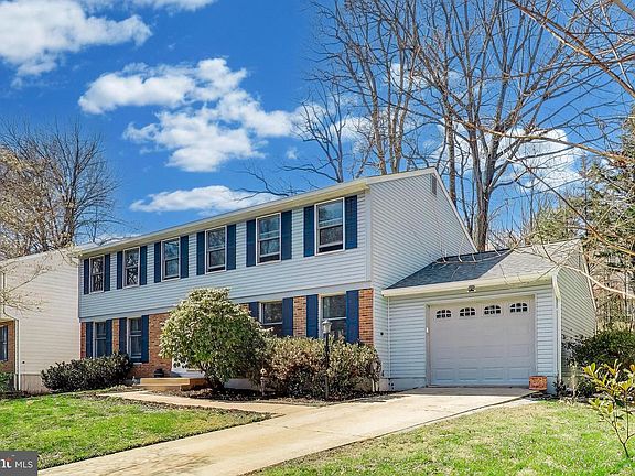 3rd image of 8404 Chillum Ct