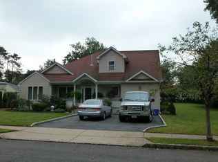 323 Saint Marks Ave, Piscataway, NJ 08854