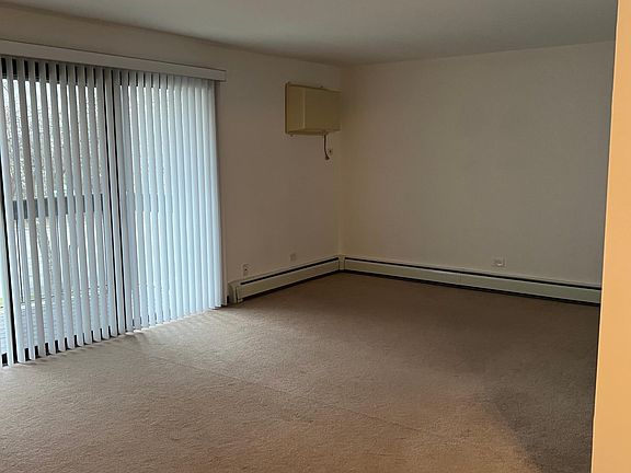 2nd image of 15100 Quail Hollow Dr APT 2E