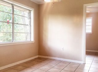1415 Plantation Dr, Alexandria, LA 71301