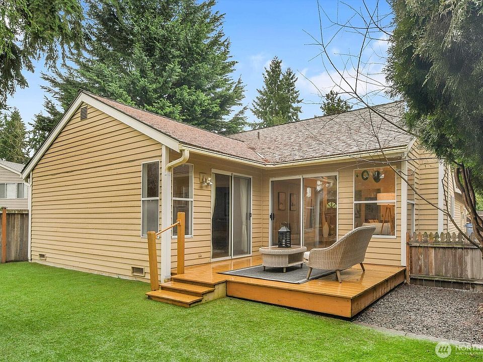 1st image of 20310 Hollyhills Drive NE