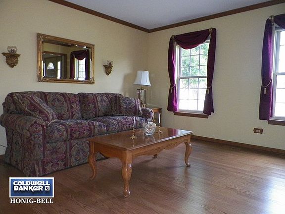 4th image of 5006 Saint Andrews Dr