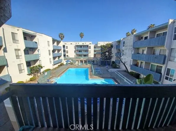 550 W Regent St APT 228, Inglewood, CA 90301