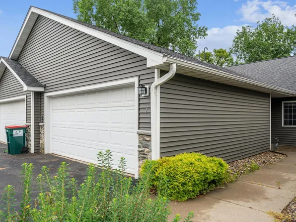 1701 Industrial St APT 7, Hudson, WI 54016