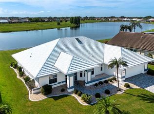 2016 New Bedford Dr, Sun City Center, FL 33573