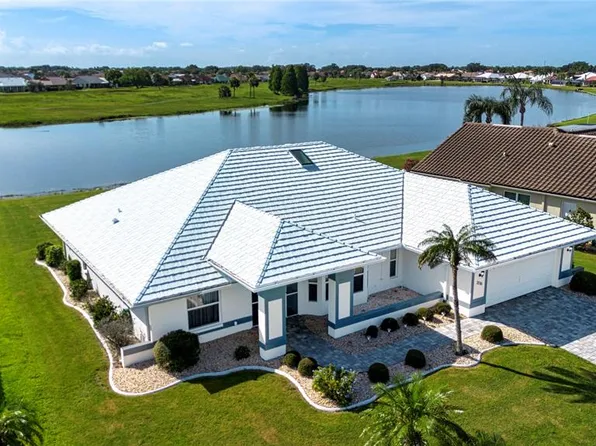 2016 New Bedford Dr, Sun City Center, FL 33573