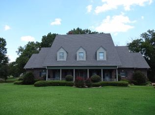 806 Lakeridge Pl, Texarkana, TX 75503