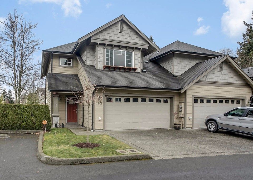 1st image of 13824 N Creek Dr Unit 1901