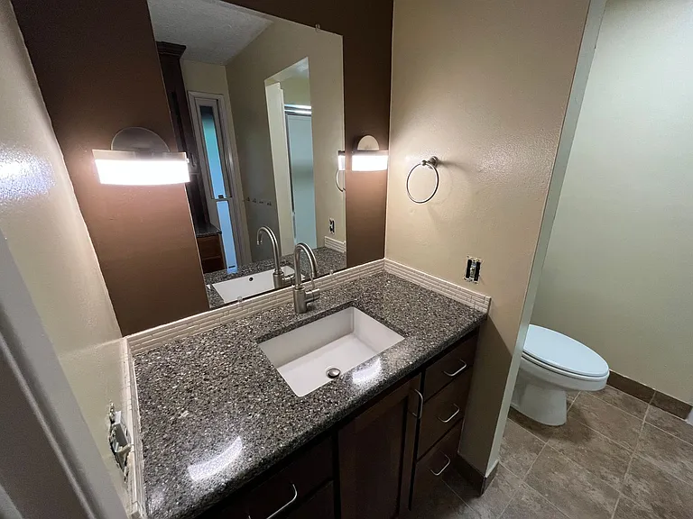 15410 SW Peppermill Ct — Photo 27