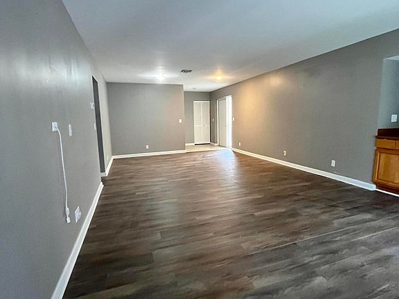 5th image of 1700 Presidential Way APT 203