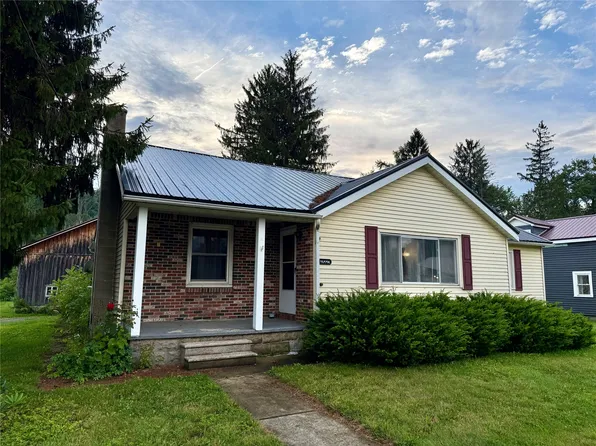 14448 Main St, Wattsburg, PA 16442