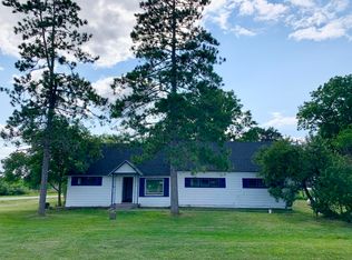 2044 Stockbridge Rd, Stockbridge, MI 49285