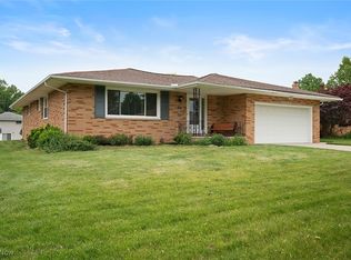 7278 Barton Hill Dr, Parma, OH 44129