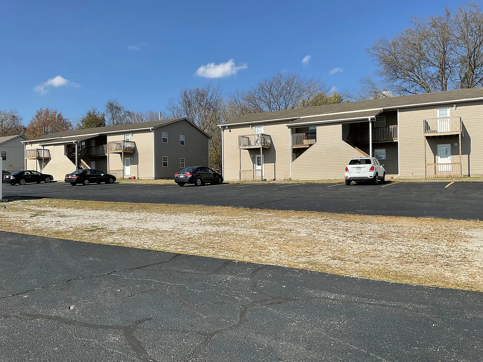 Nice 2BR/2BA Apartment Near MSSU in Joplin, MO! — Photo 4