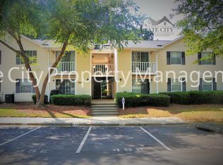 5661 Hornaday Rd Unit F, Greensboro, NC 27409