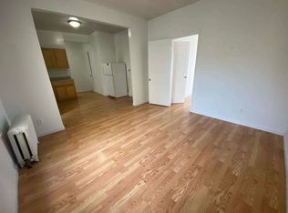 30-12 33rd St #4F, Astoria, NY 11102