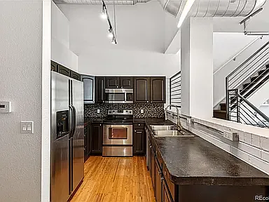 1421 Oneida St #7 — Photo 12