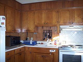 1st image of 220 Cedarwood Ave