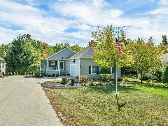 2nd image of 63 Sagewood Circle