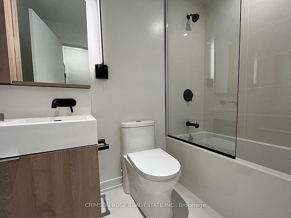 4th image of 127 Broadway Ave #2006