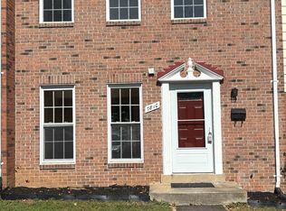 7810 Snead Ln, Falls Church, VA 22043