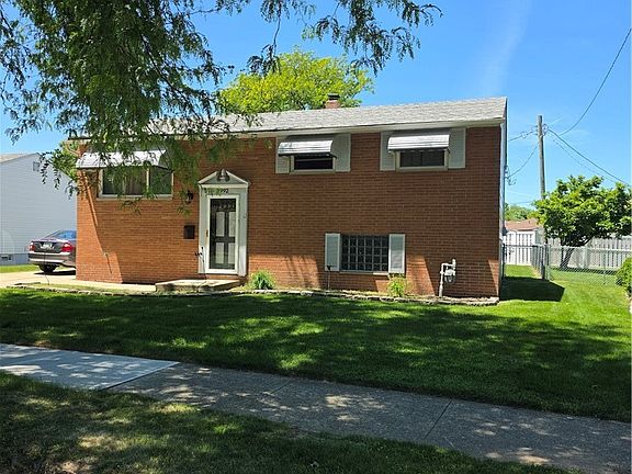 2nd image of 3992 W 176th St