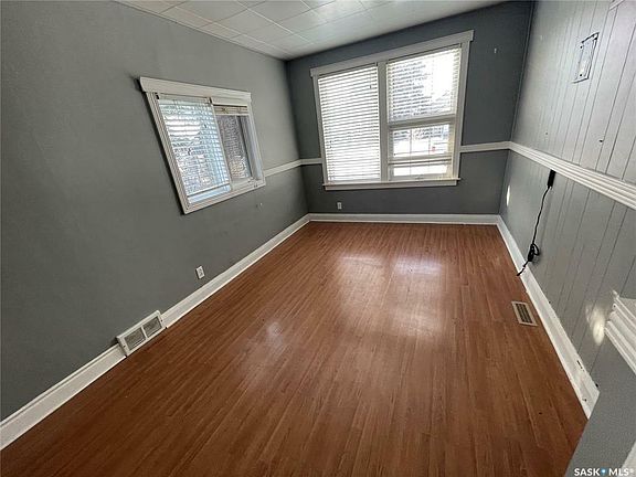 4th image of 1515 2nd St