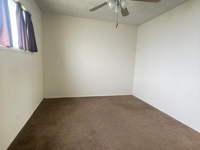 8824 Cedar St — Photo 17
