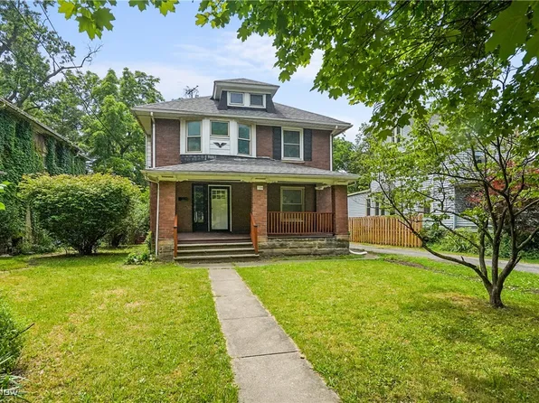 738 Washington St, Bedford, OH 44146