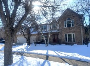 1004 Sheringham Dr, Naperville, IL