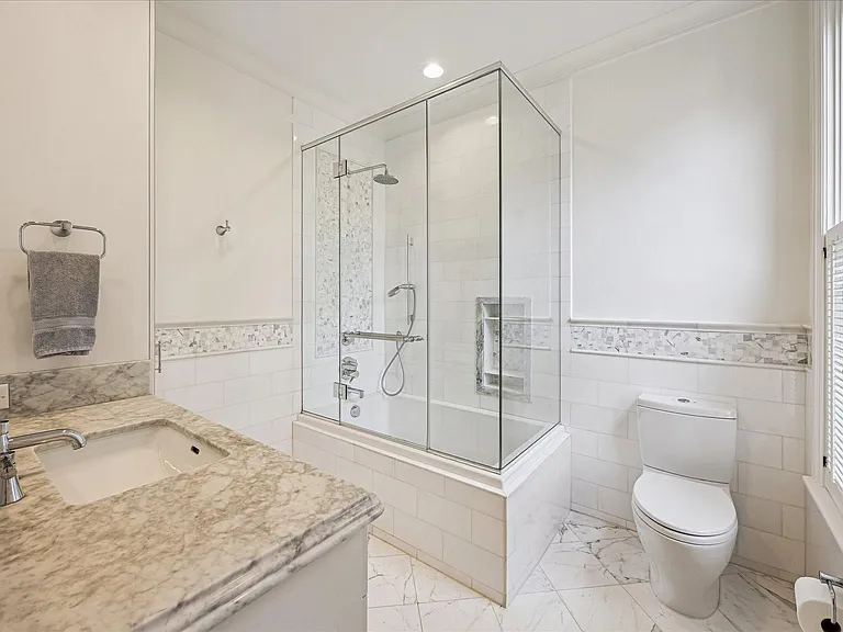 2368 Timber Ln — Photo 35