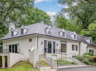 311 Ednam Dr, Charlottesville, VA 22903